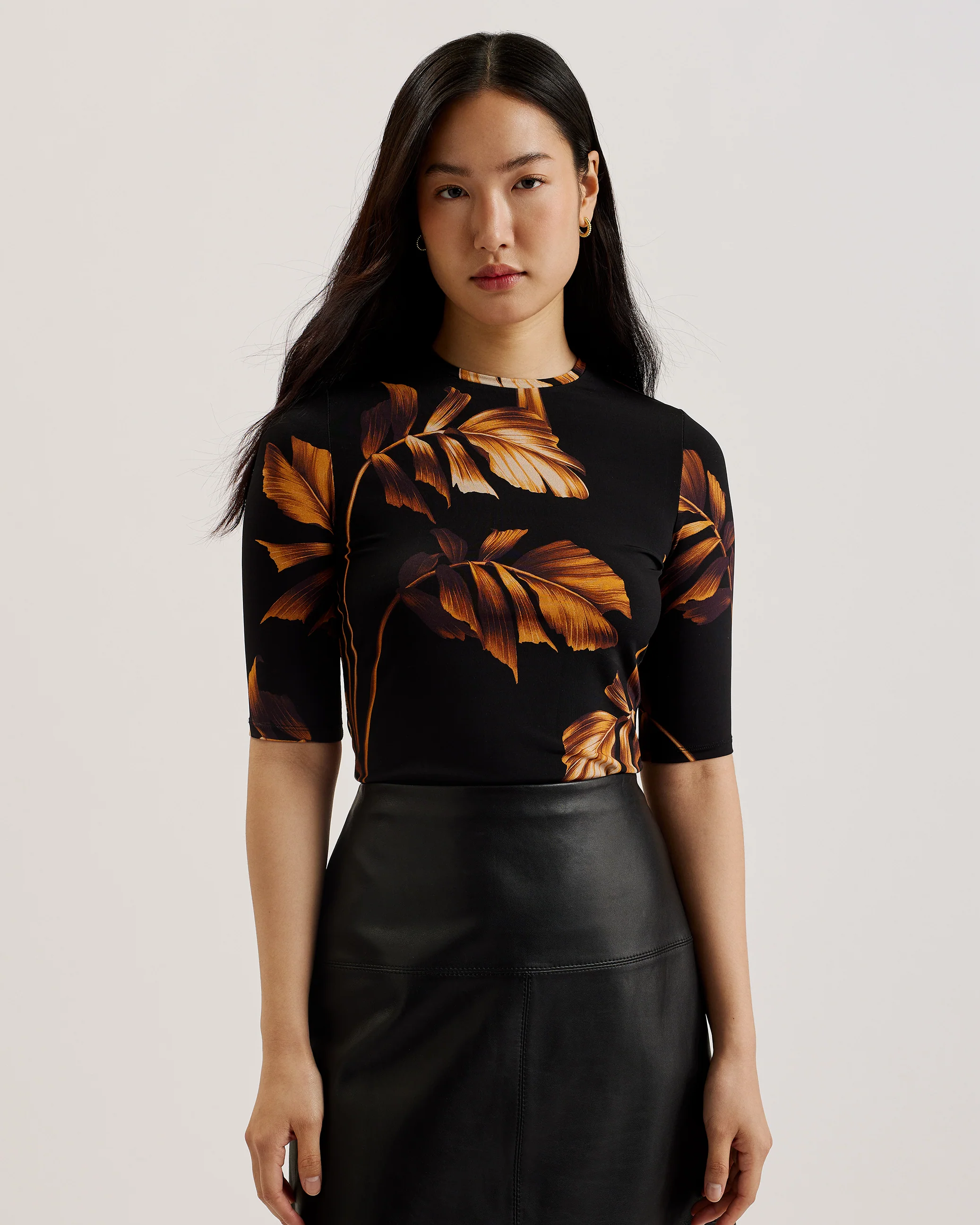 AIINE | BLACK