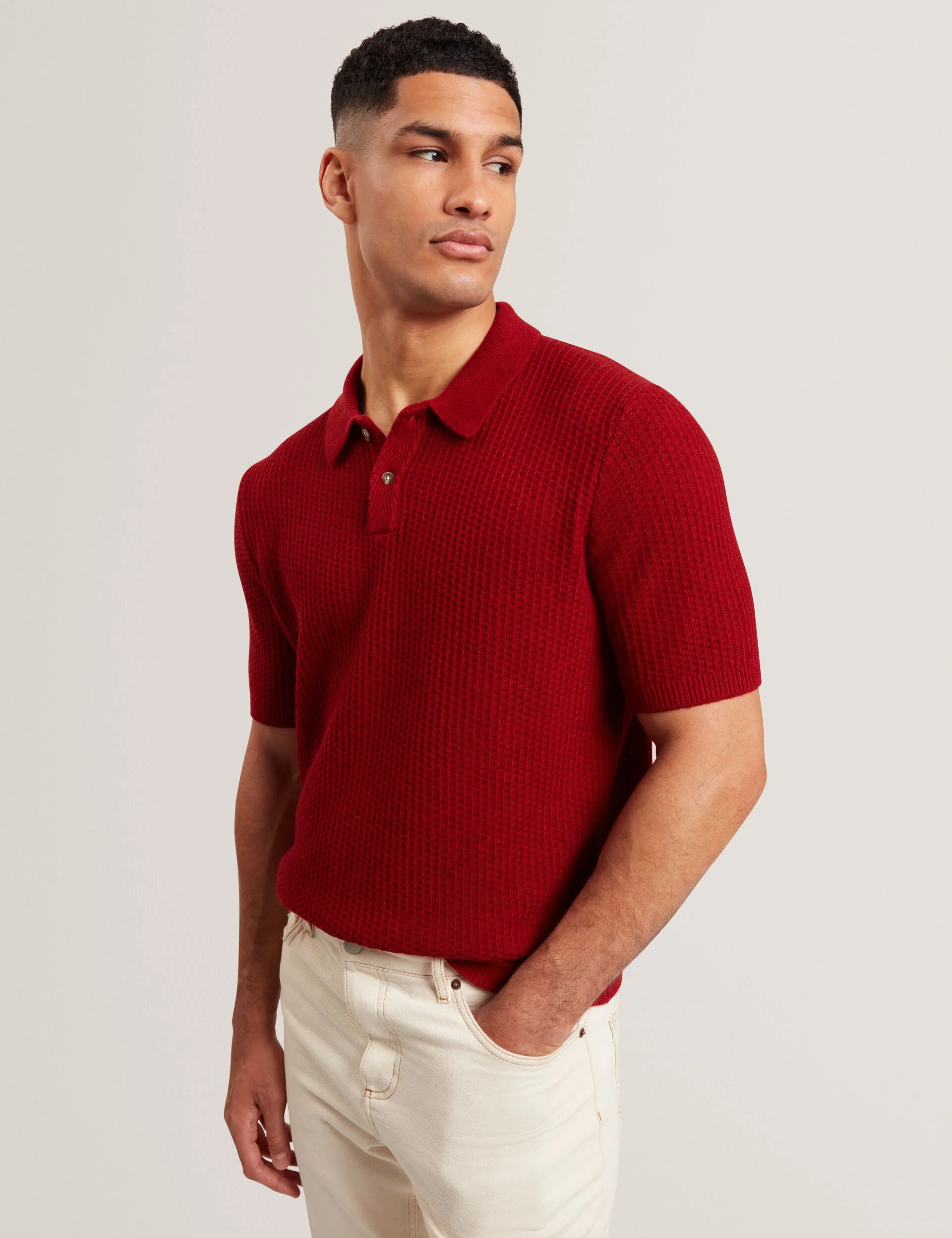 CAELUM | RED