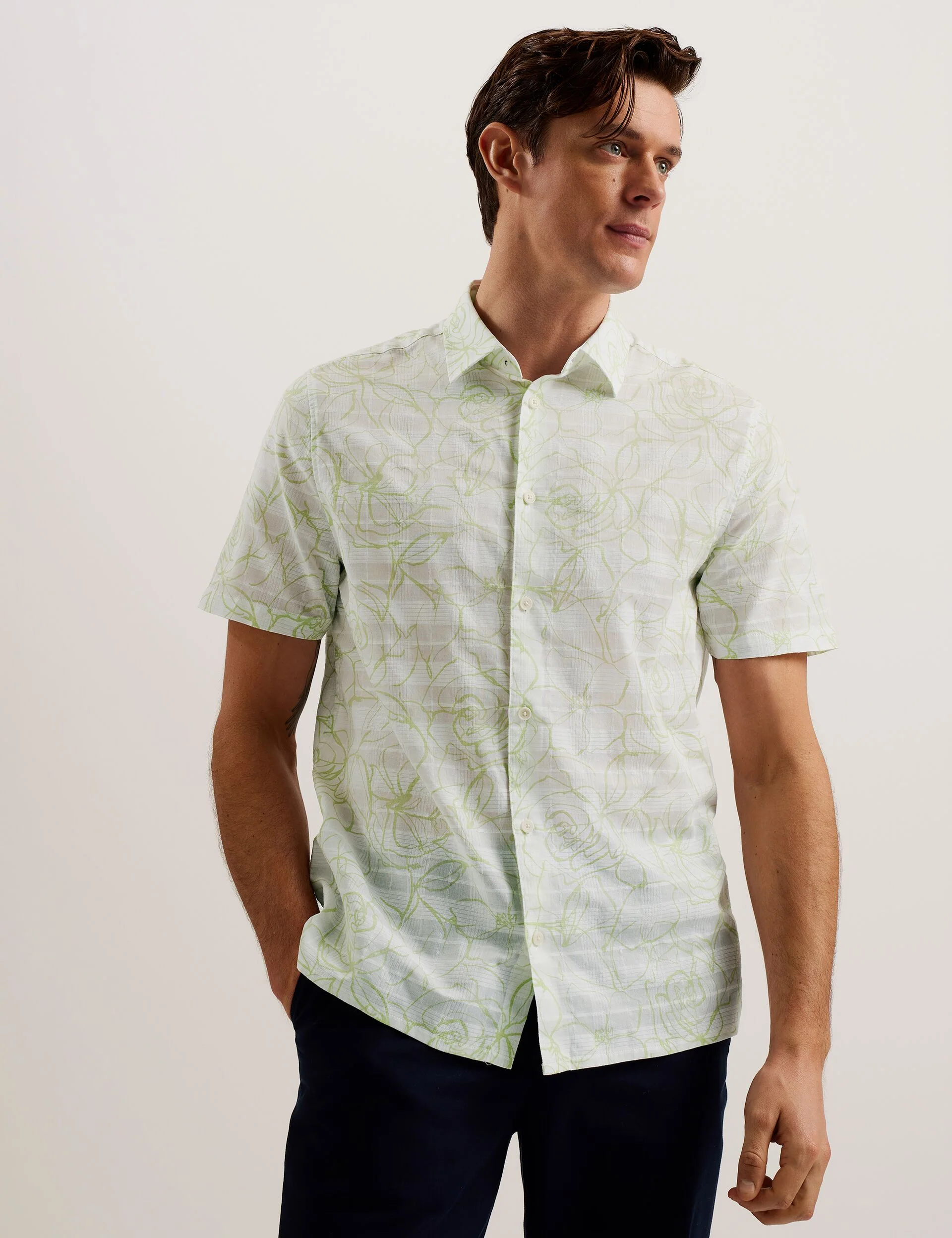 CAVU | WHITE