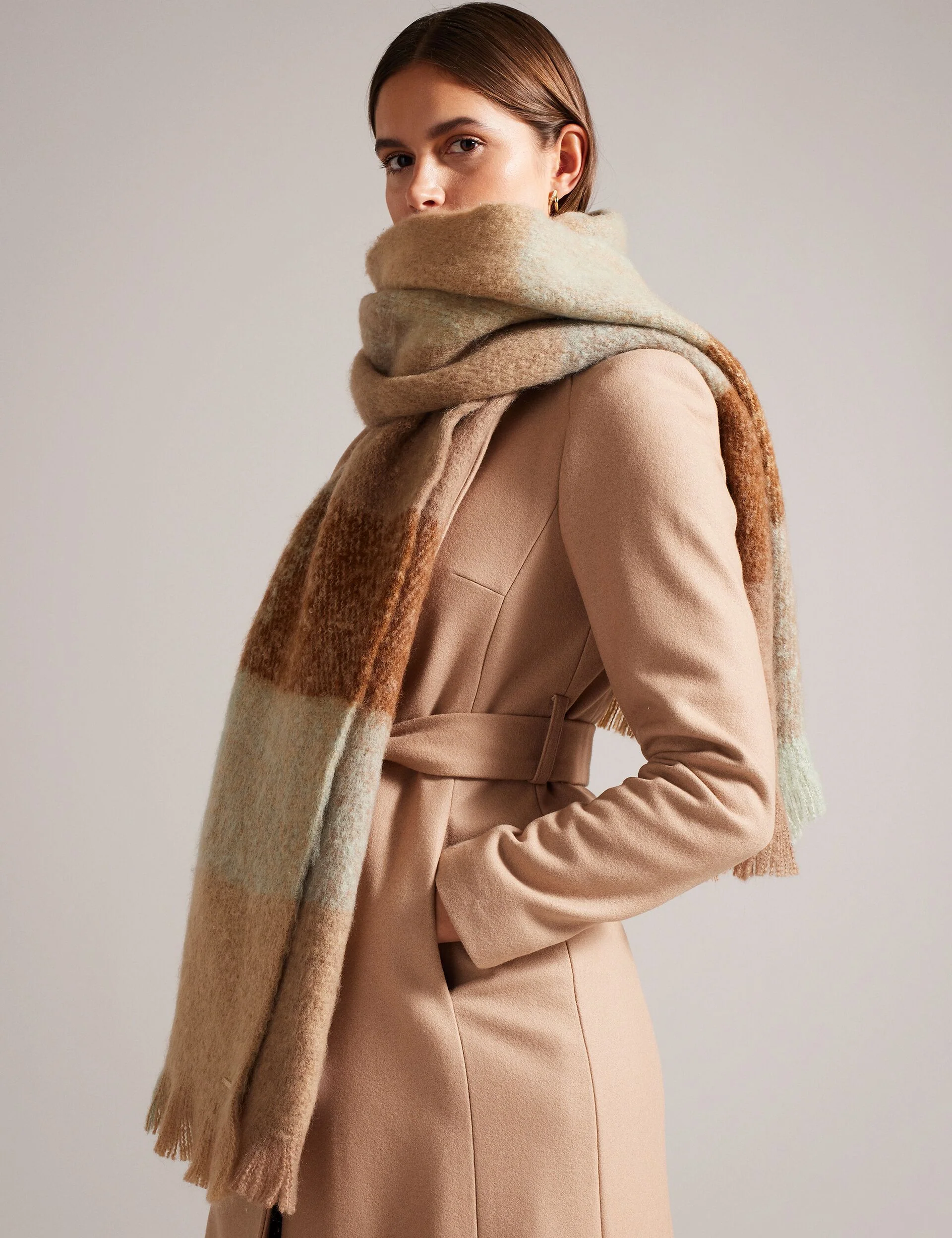 CHELIE | CAMEL