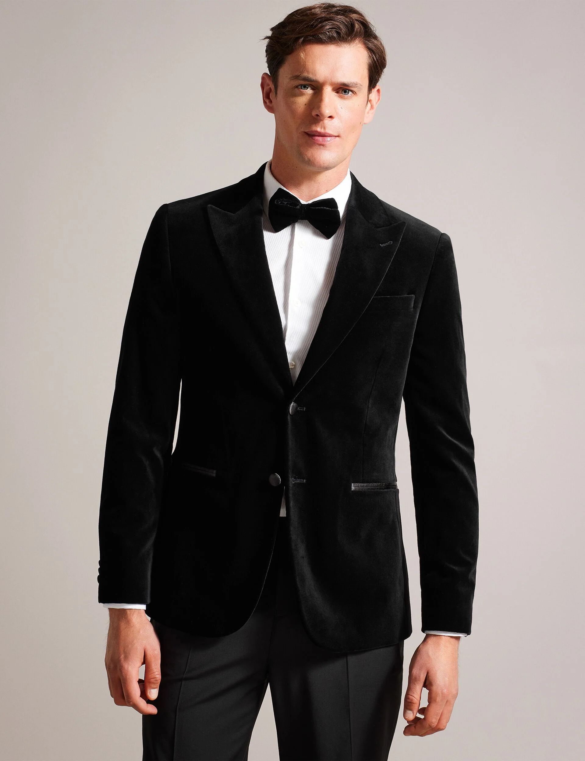 EDWARDJ | BLACK