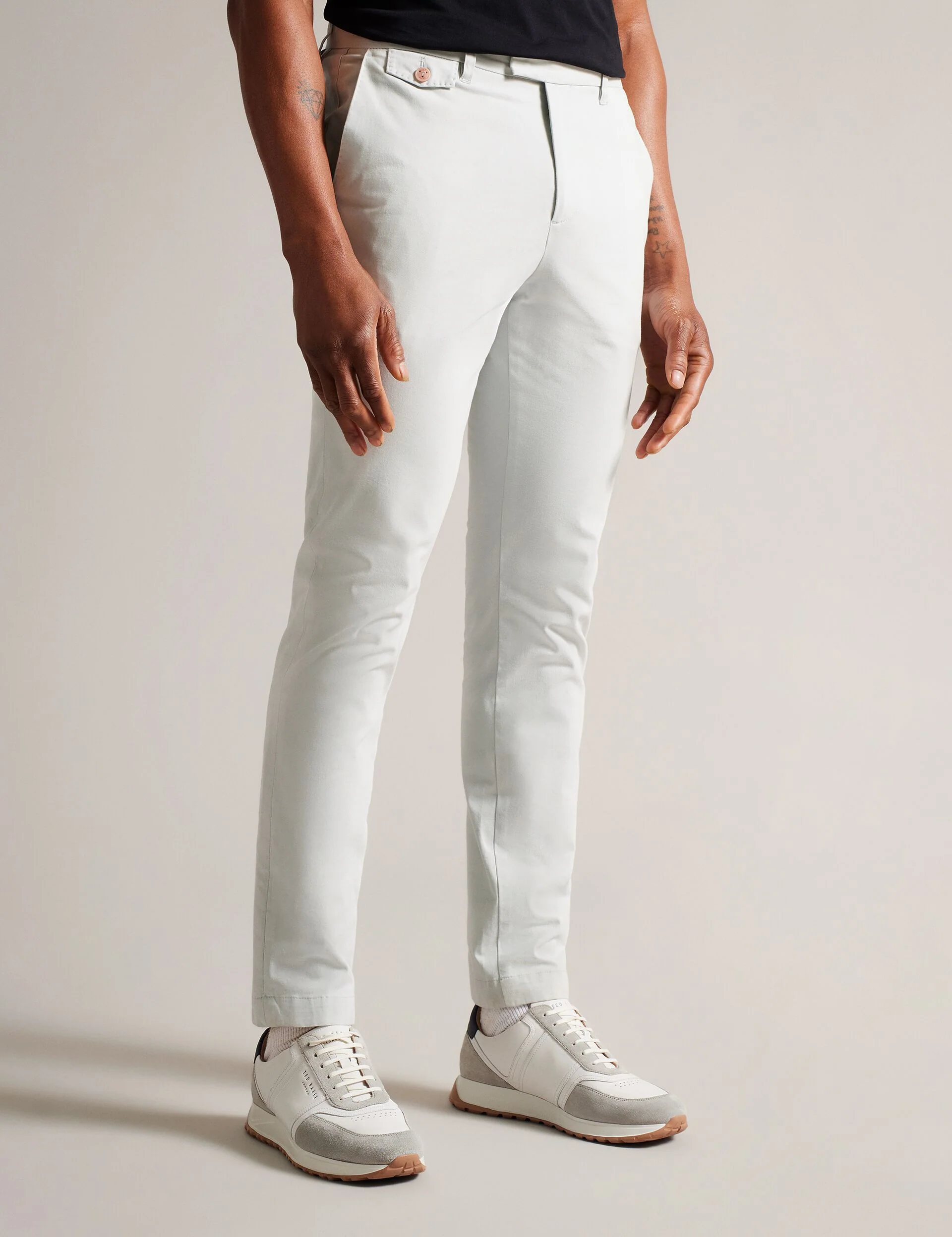GENAY | LIGHT GREY