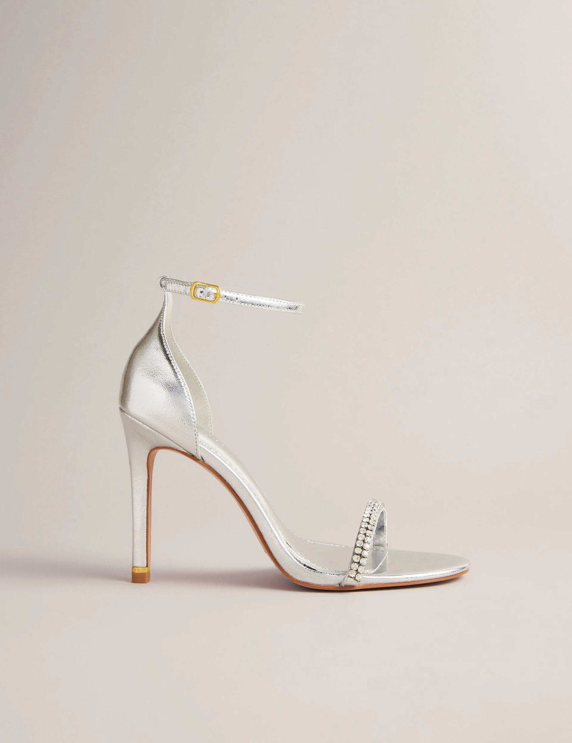 HELENNI | SILVER