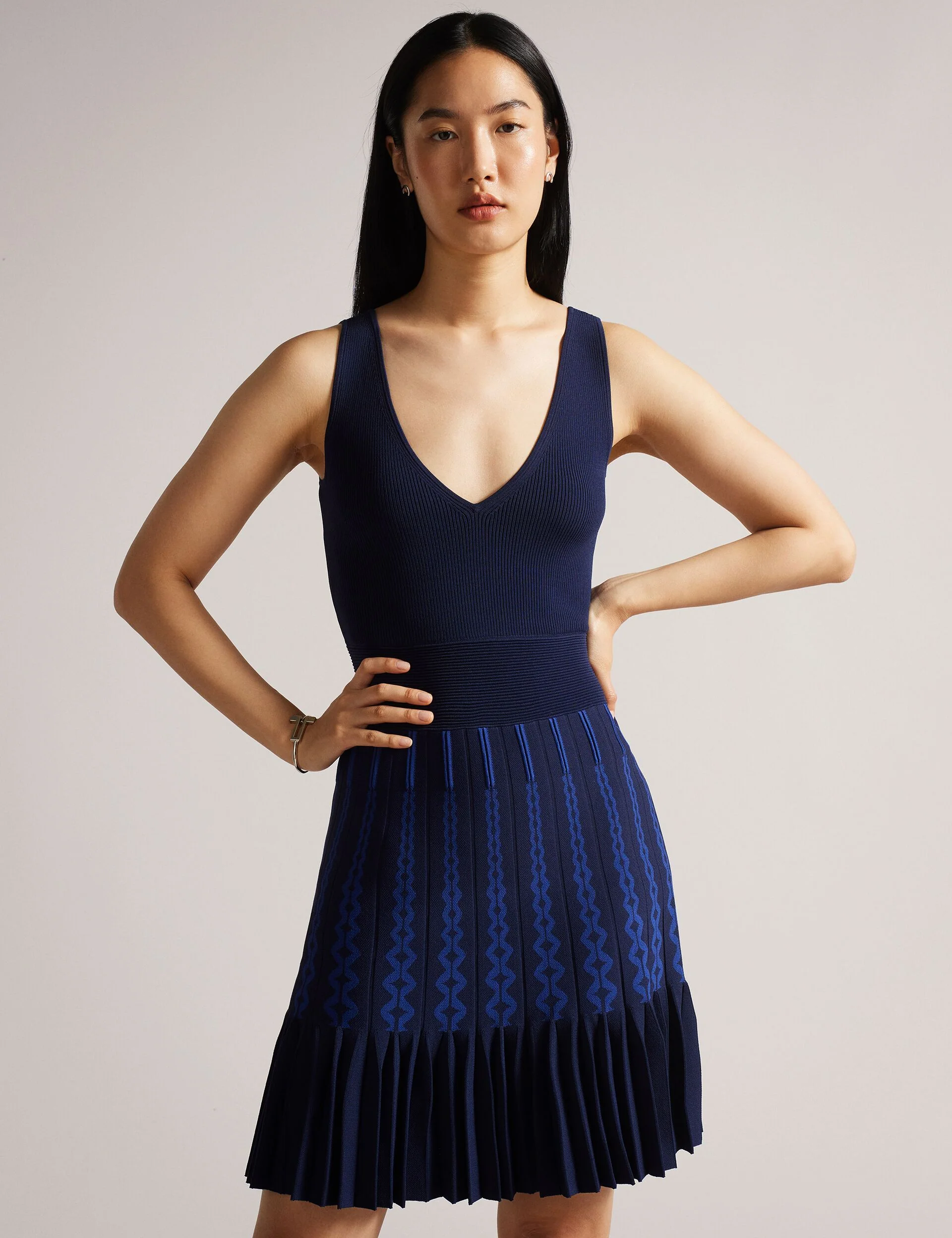 JULOTE | NAVY