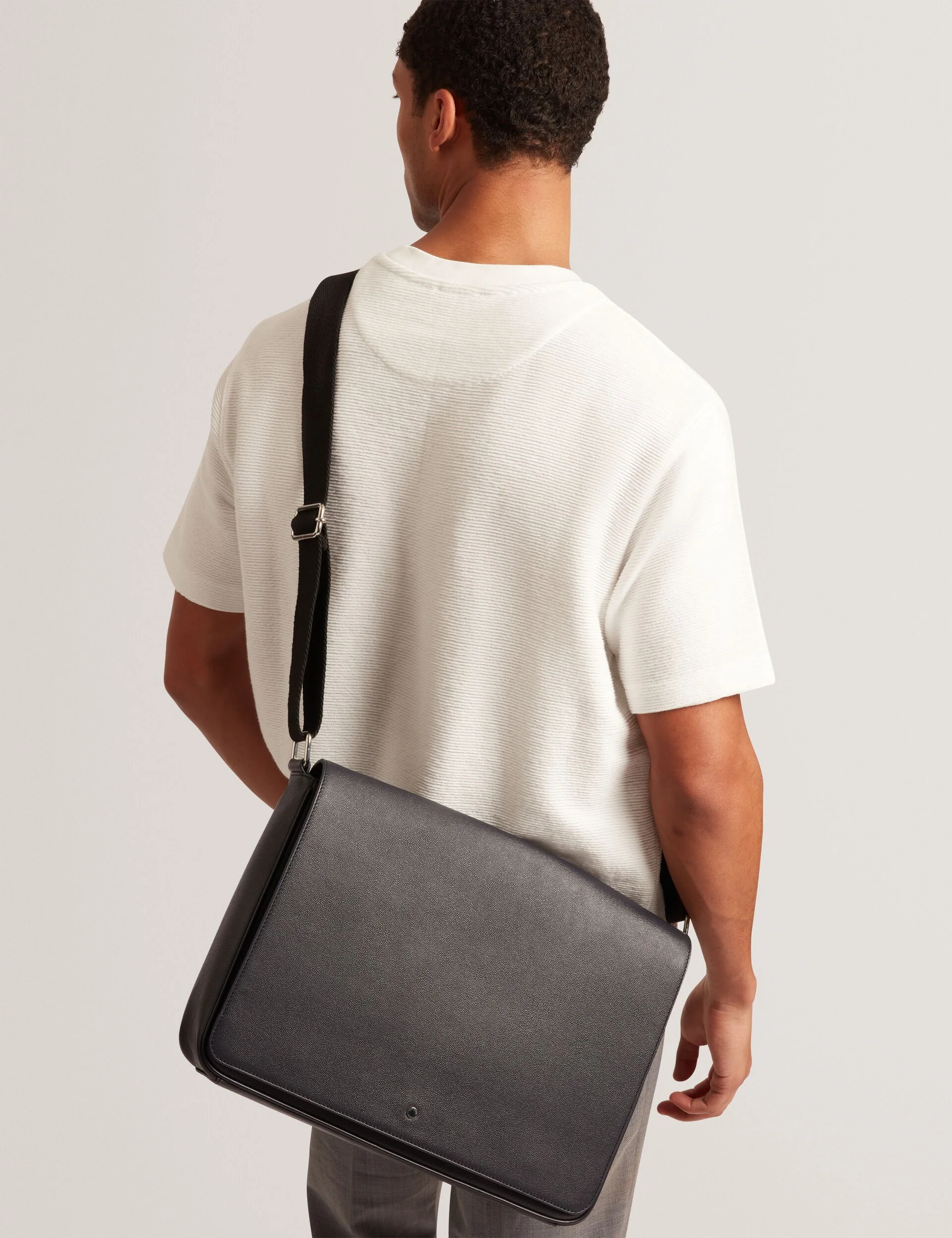 KAMARON | DARK NAVY - Image 4