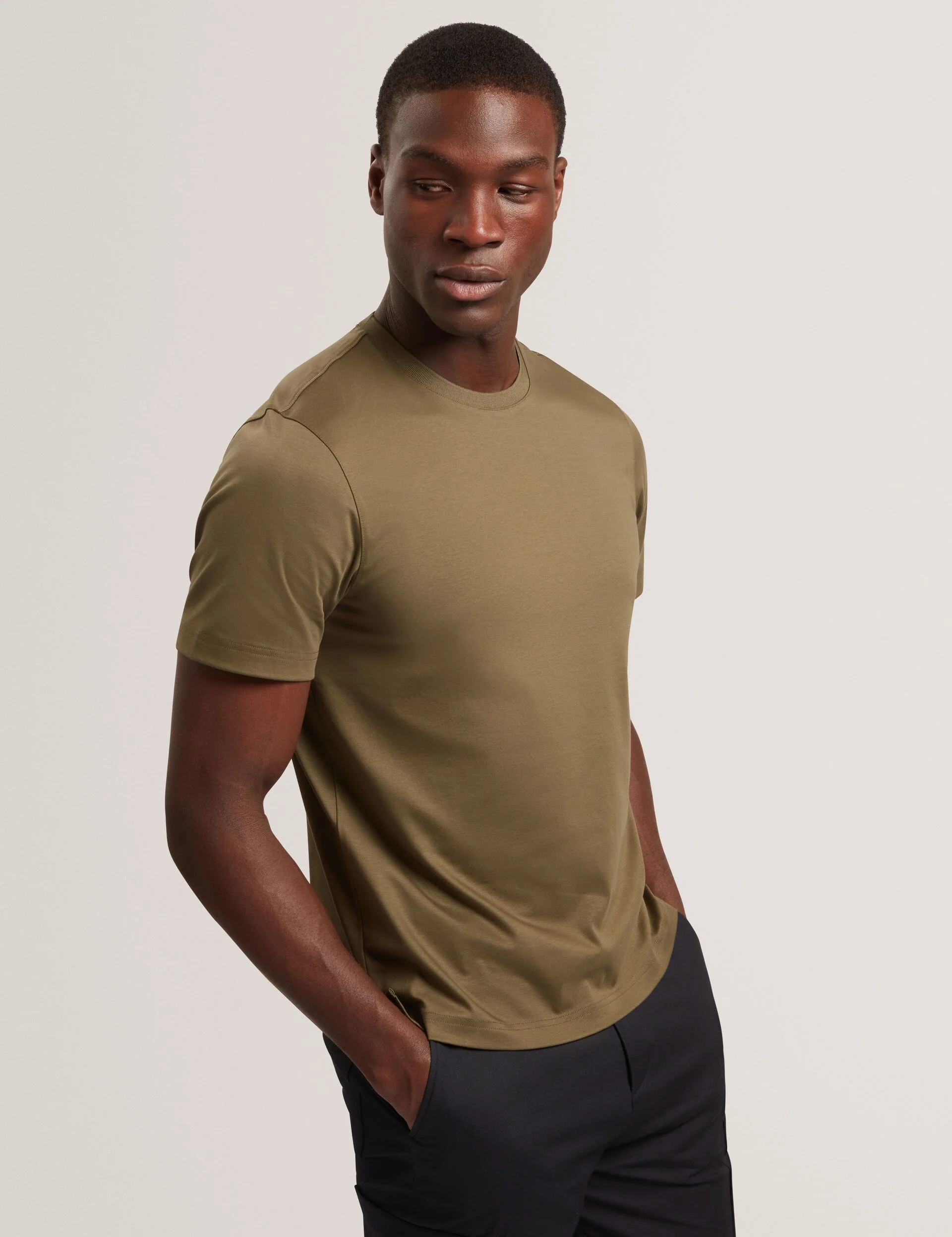 KONRRAD | KHAKI