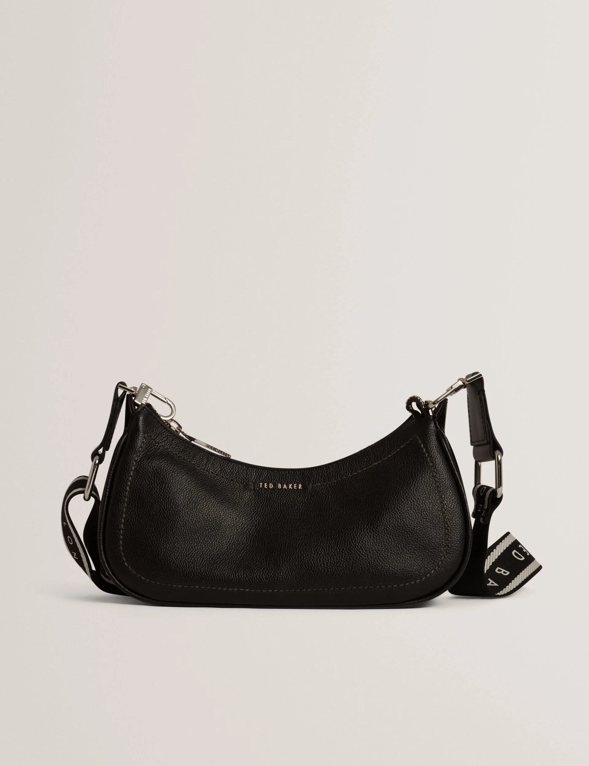 LAARNA | BLACK