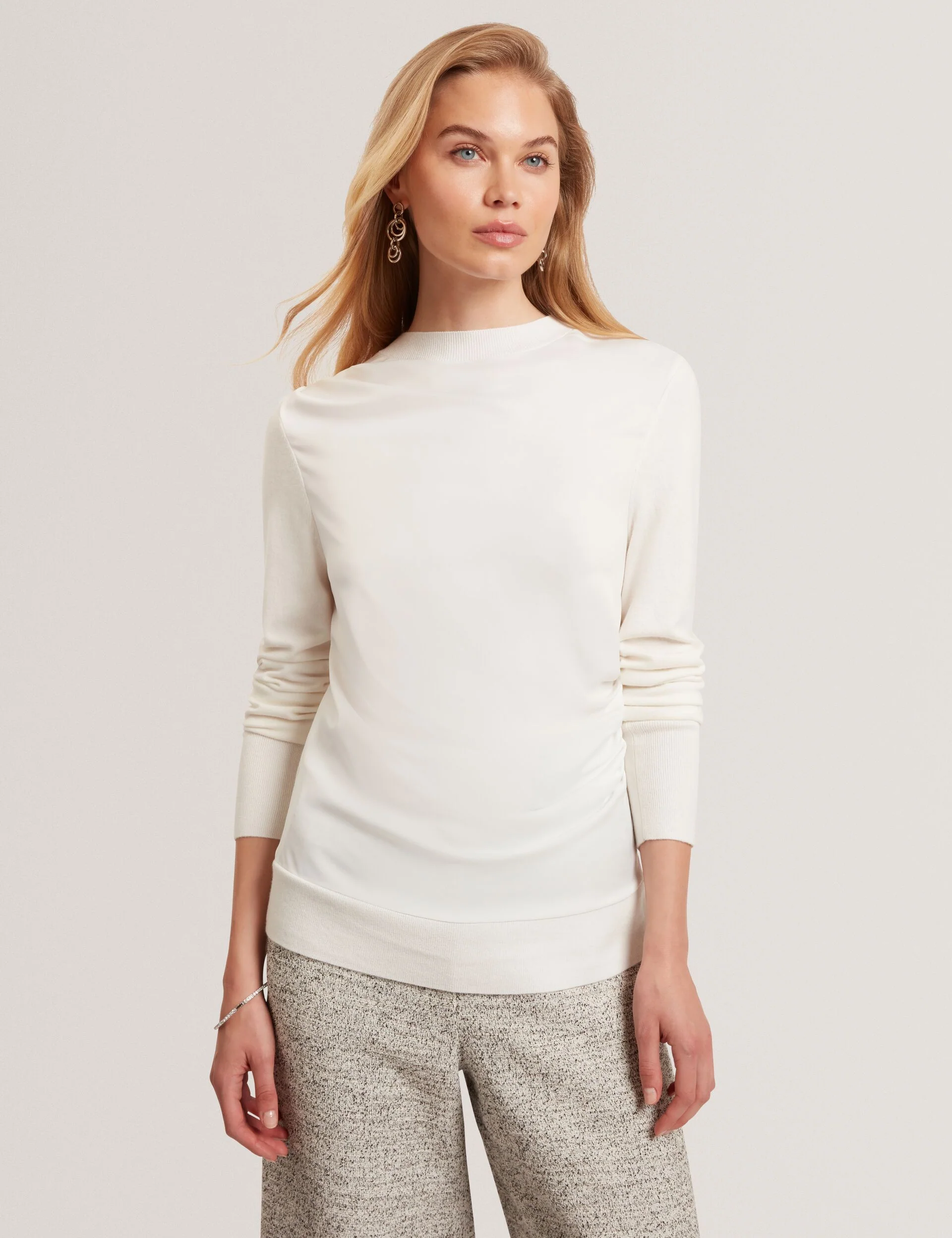 LESLAY | IVORY