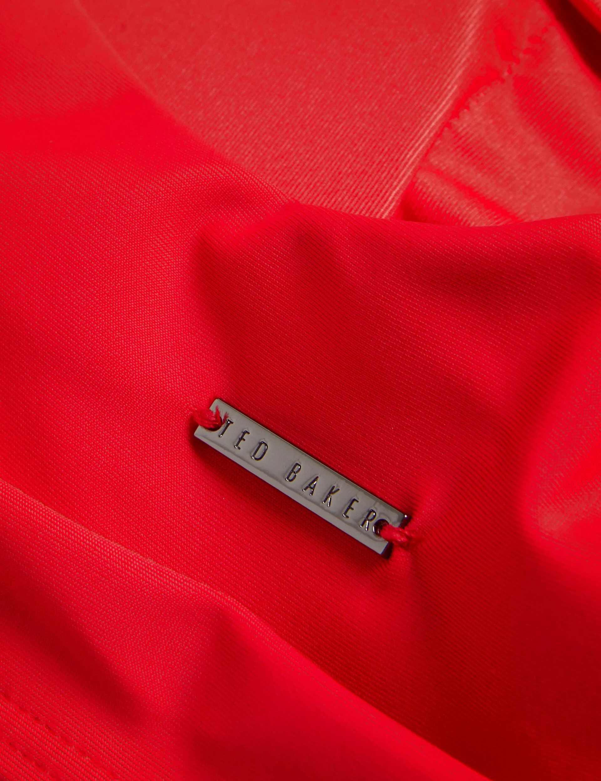 LIENNAA | RED - Image 7