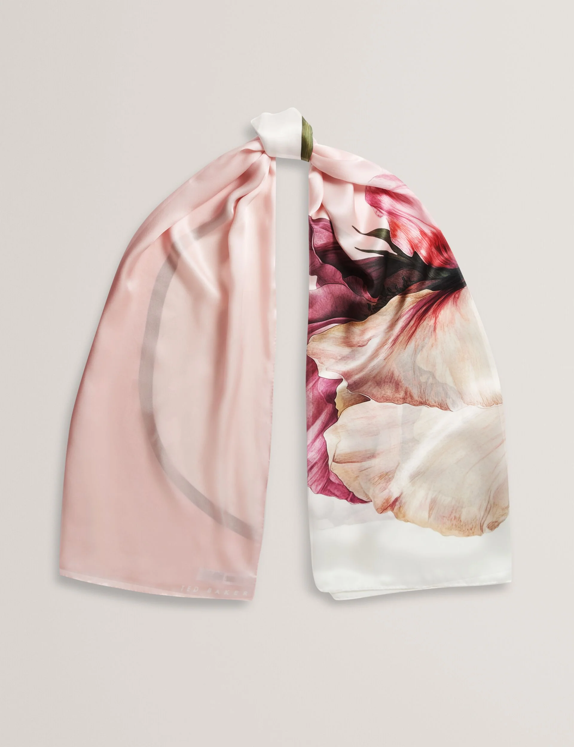LISAAE | LIGHT PINK