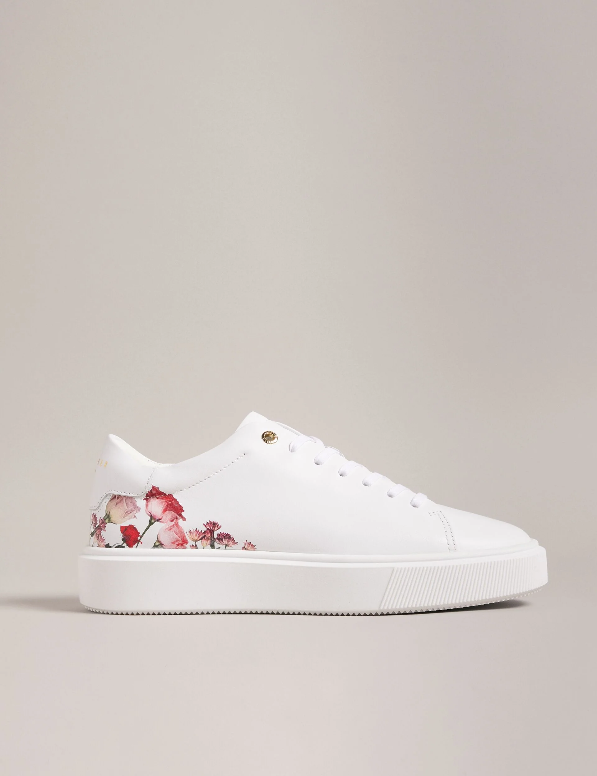 LORNY | WHITE