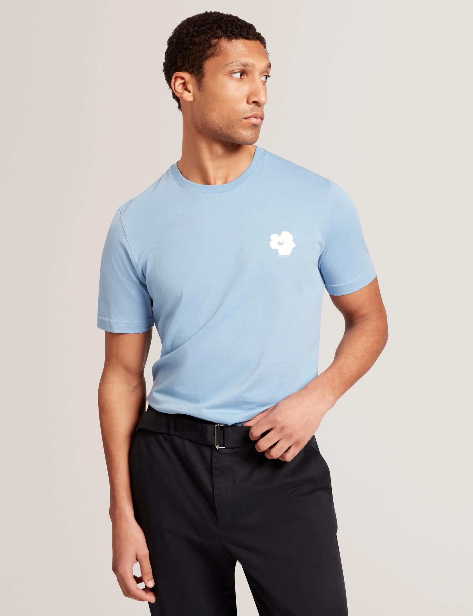 MANRIC | LIGHT BLUE