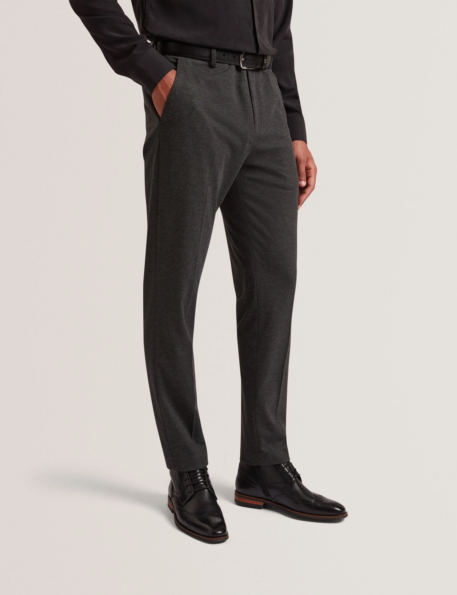 MERICKT | DARK GREY