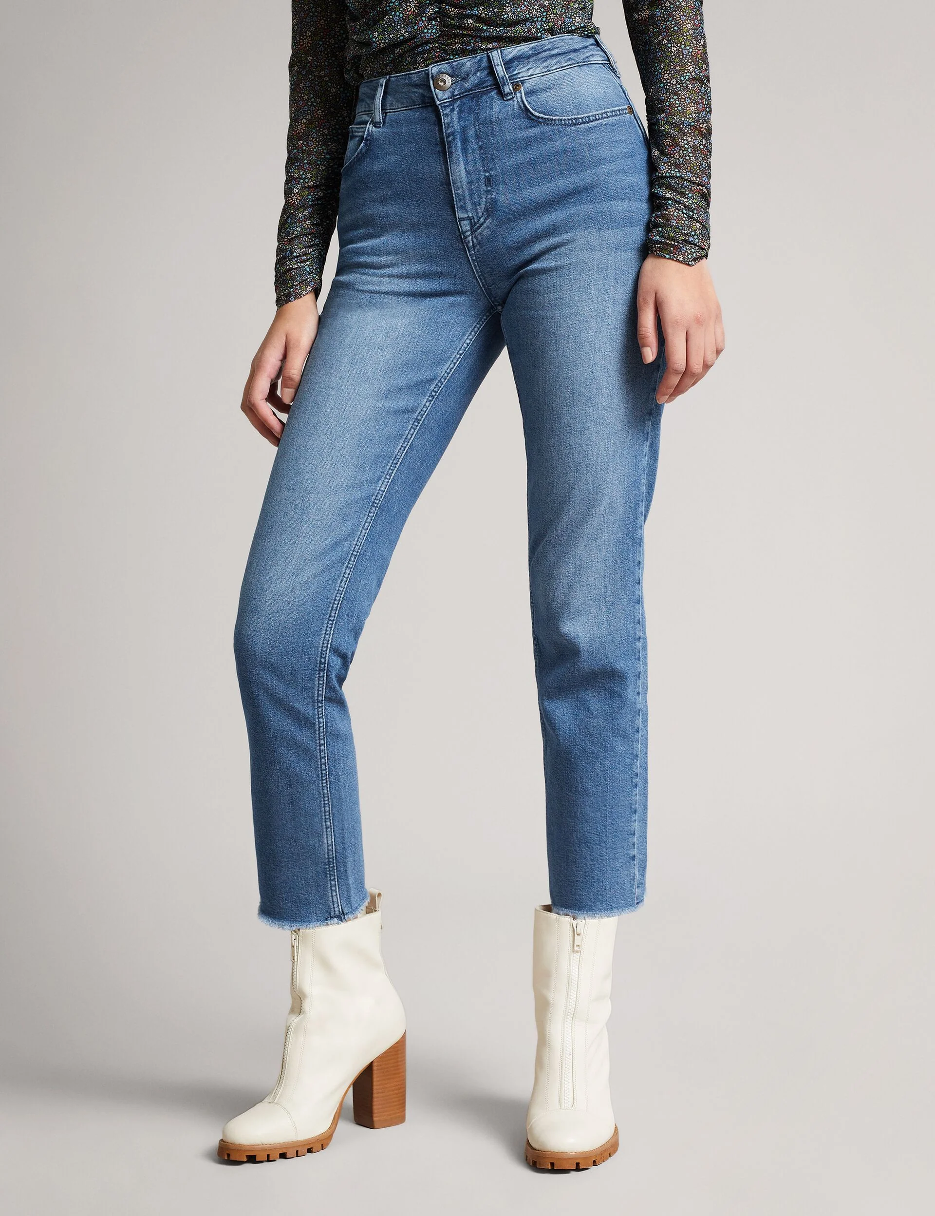 MORGANI | LIGHT BLUE