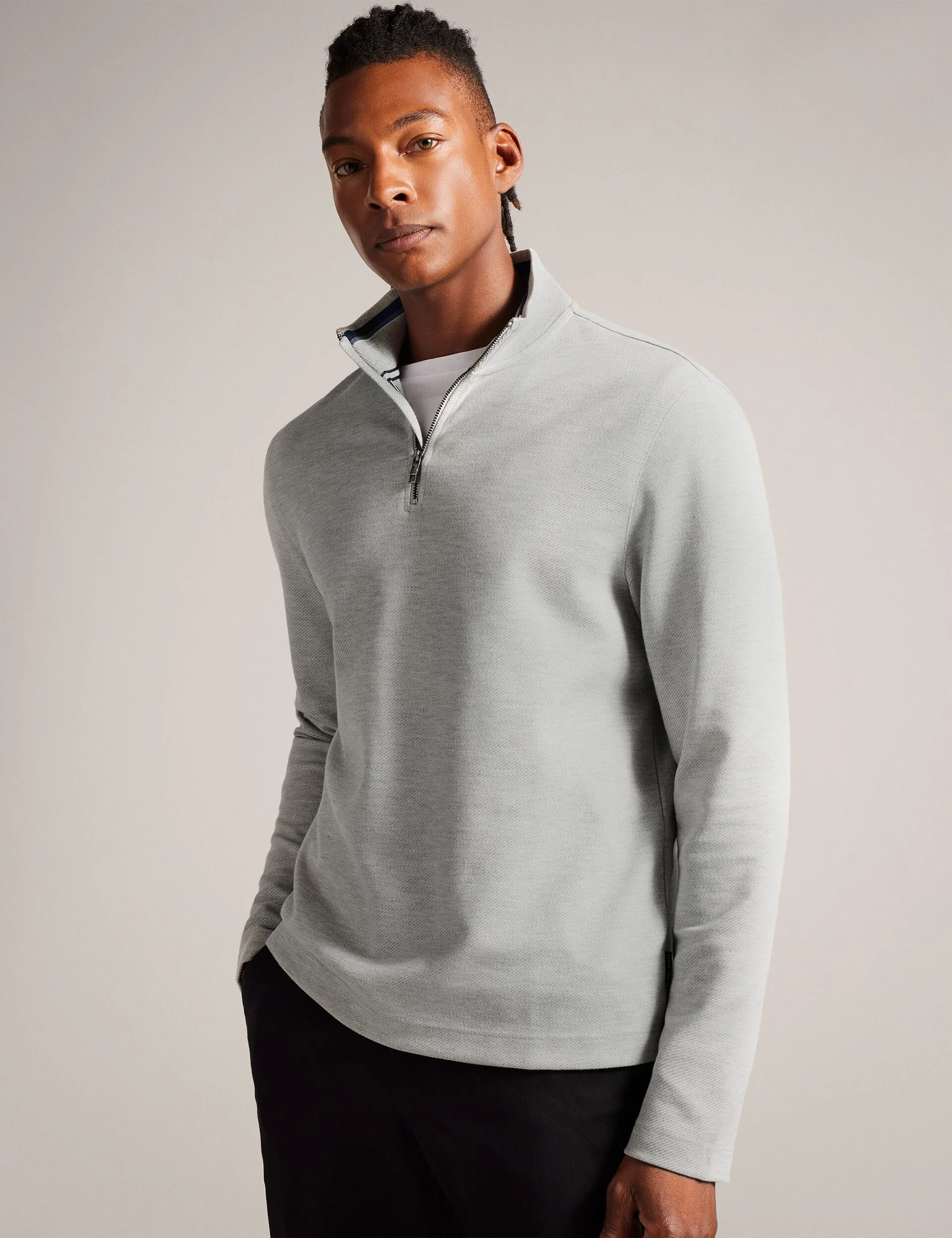 MORRIC | LIGHT GREY