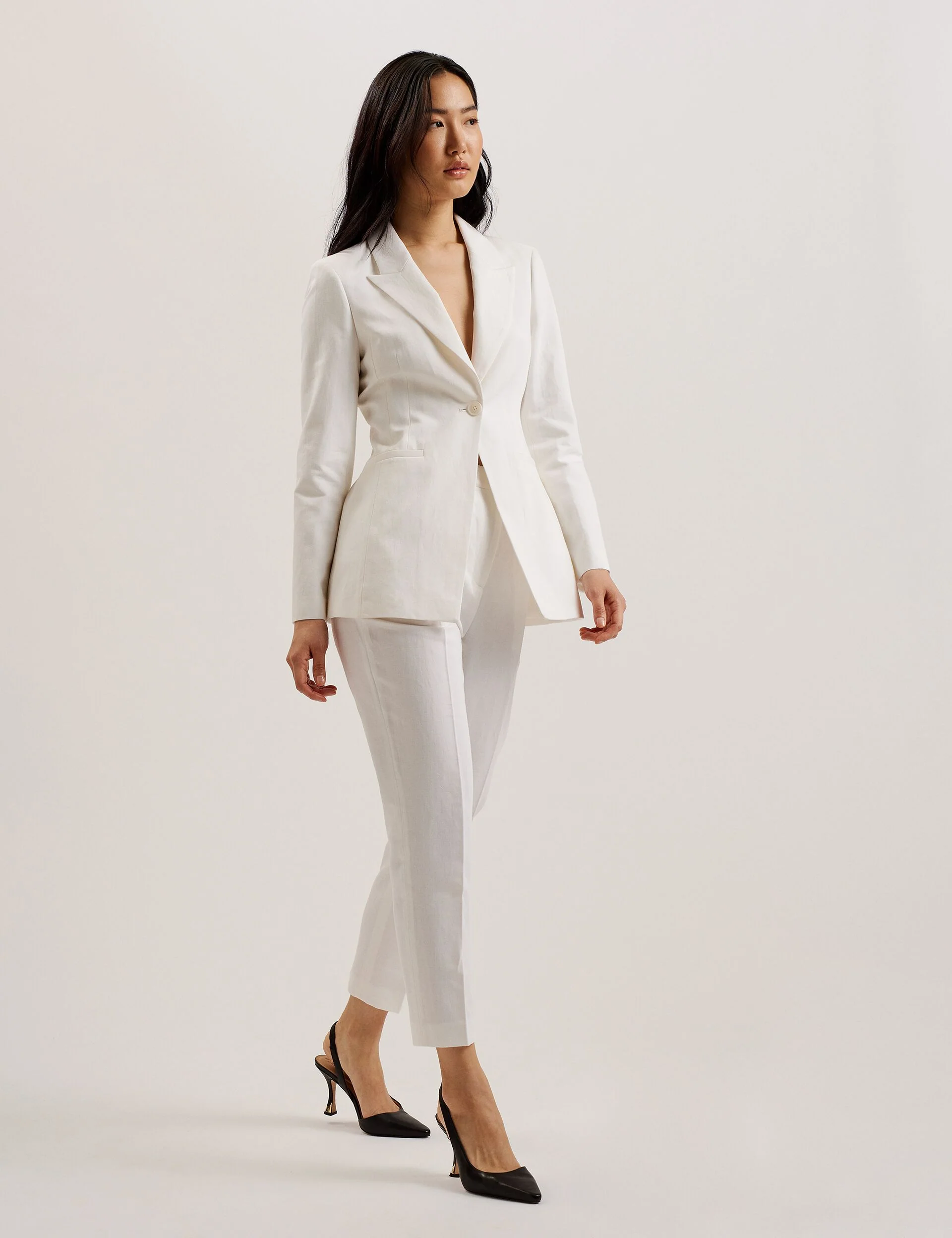 MUSUBT | WHITE