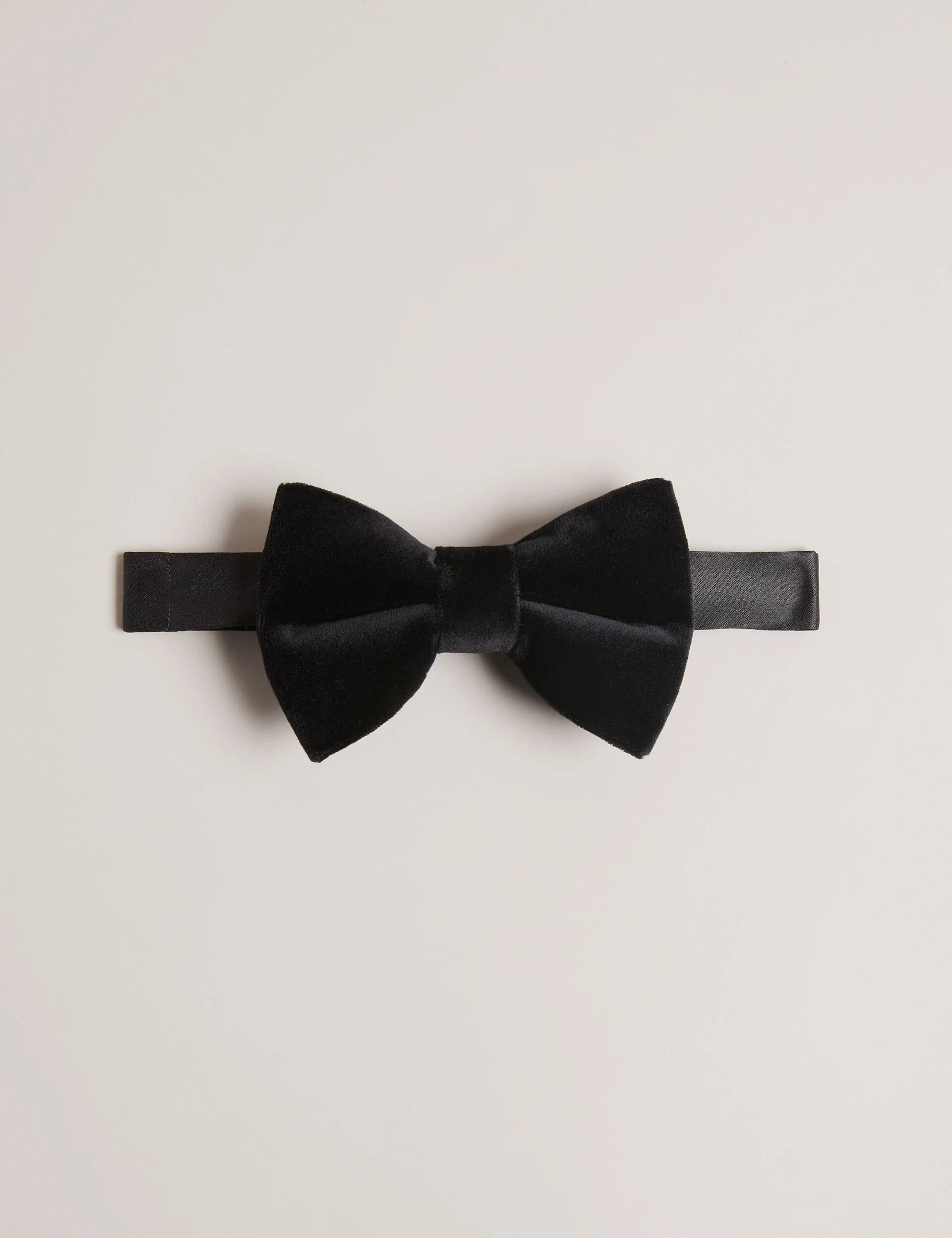 NIICO | BLACK