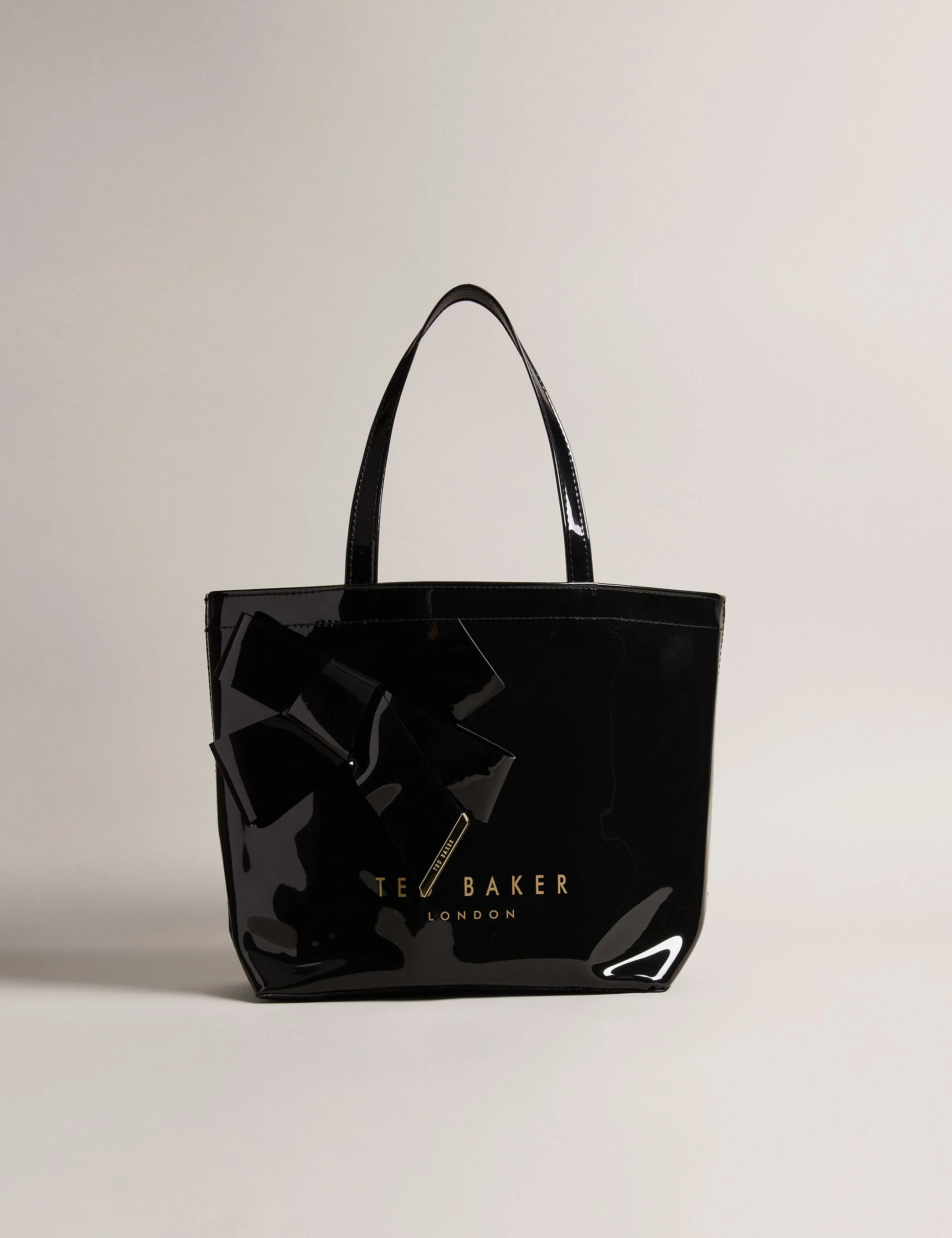 NIKICON | BLACK