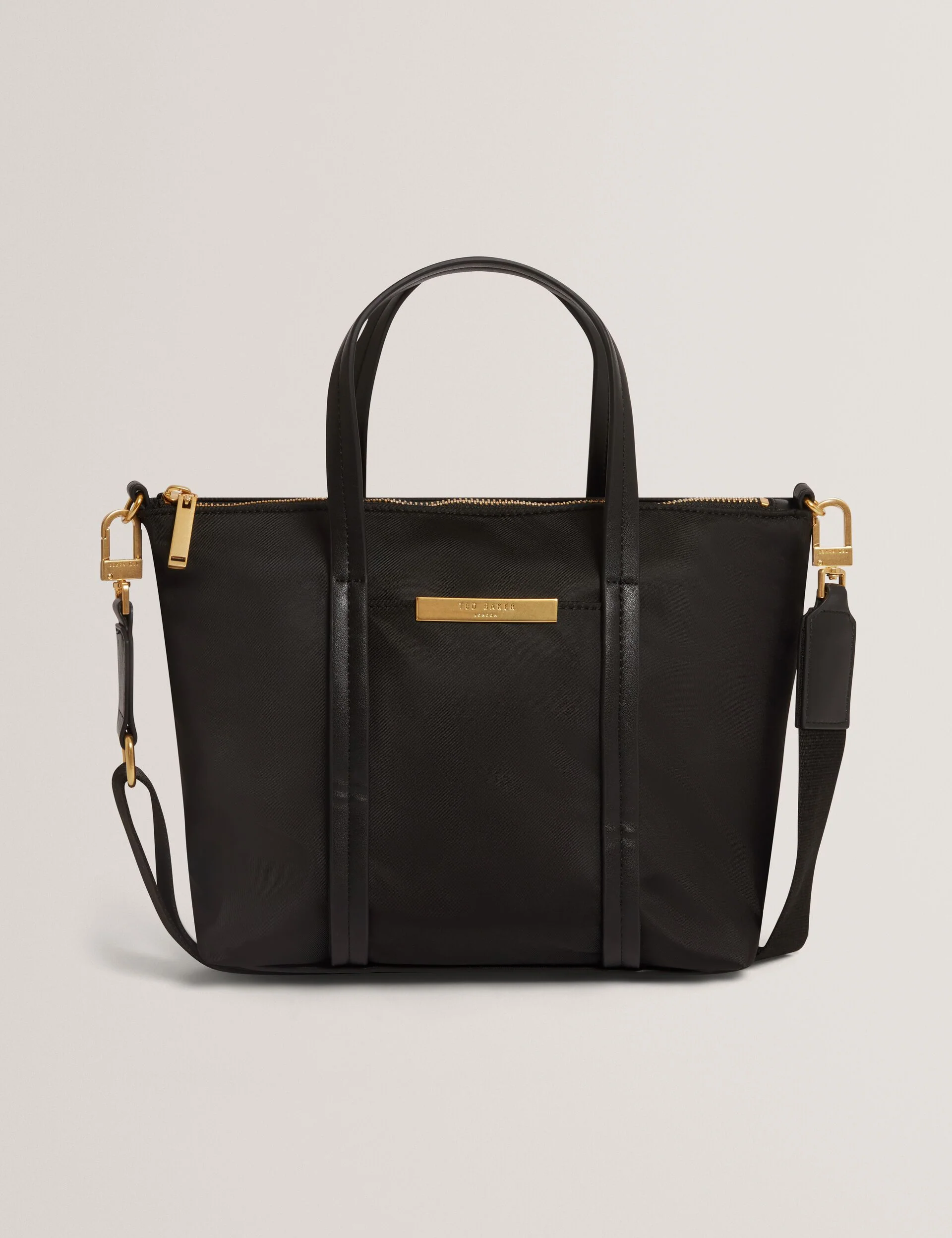 NYKKIE | BLACK