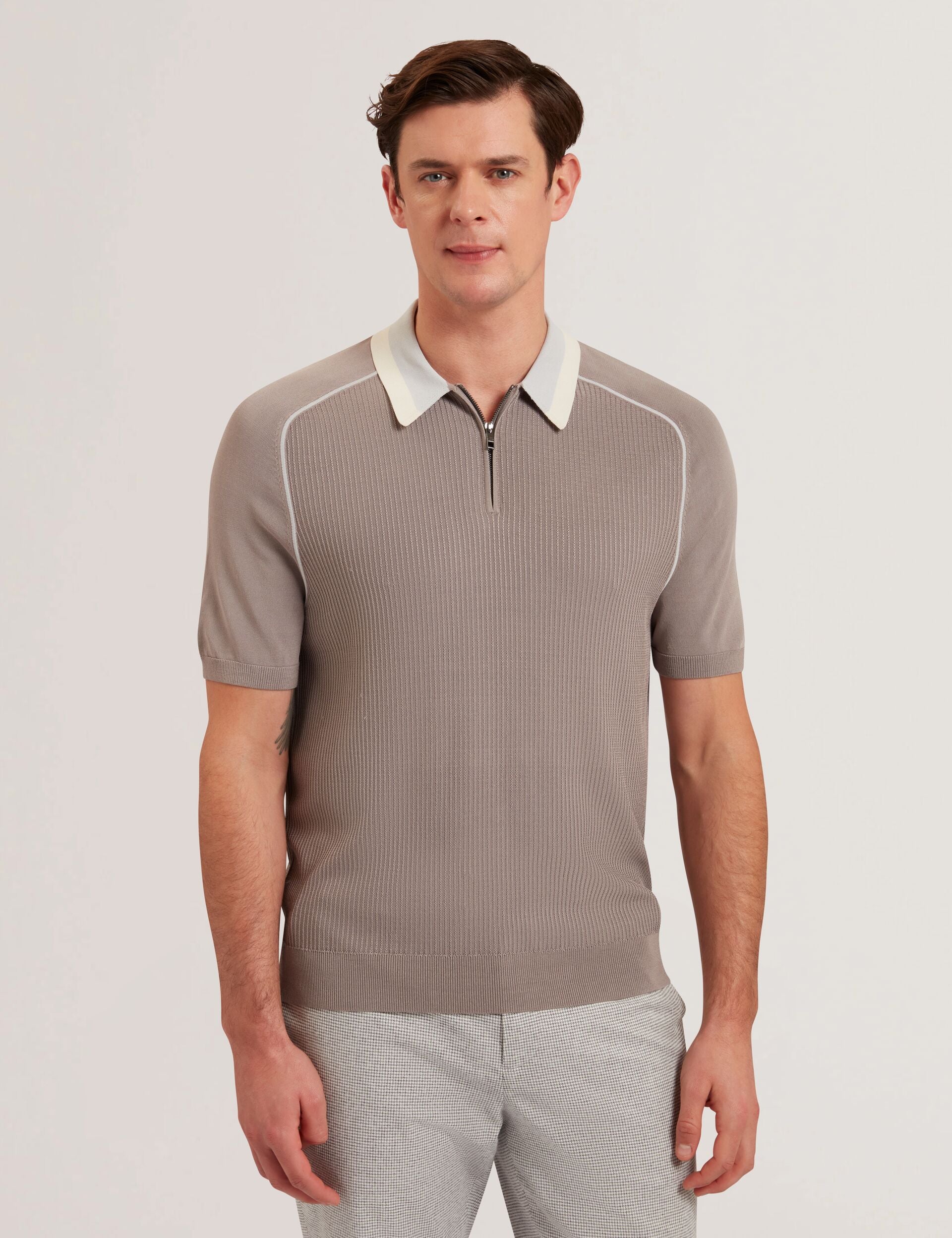 PAXTO | GREY