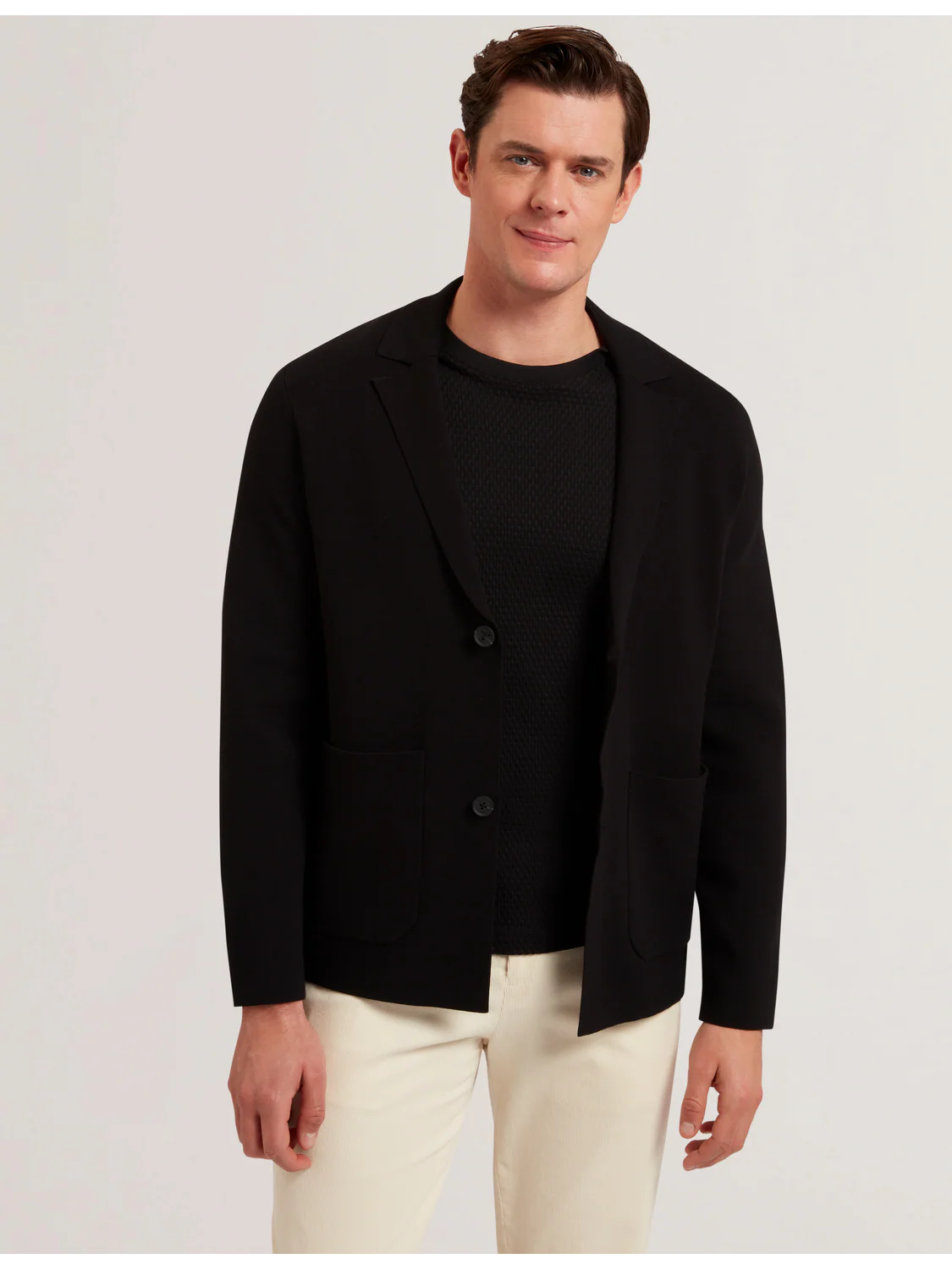 PETRES | BLACK