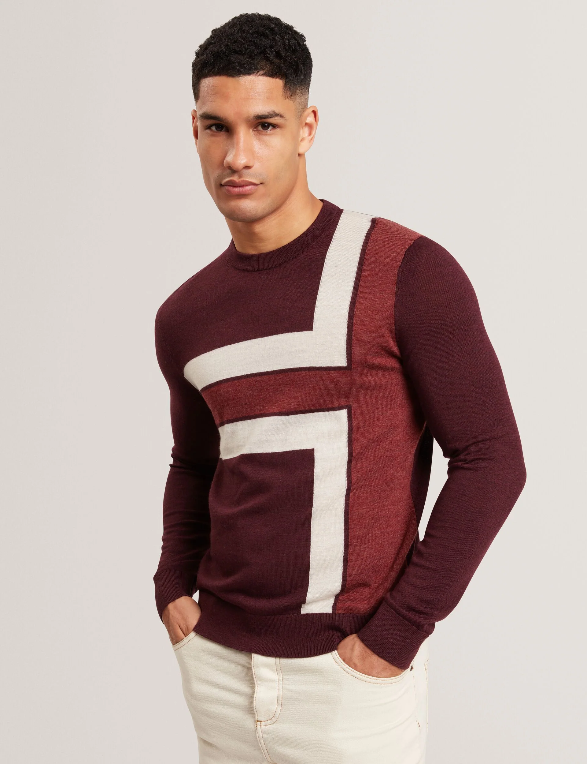ROIKA | MAROON