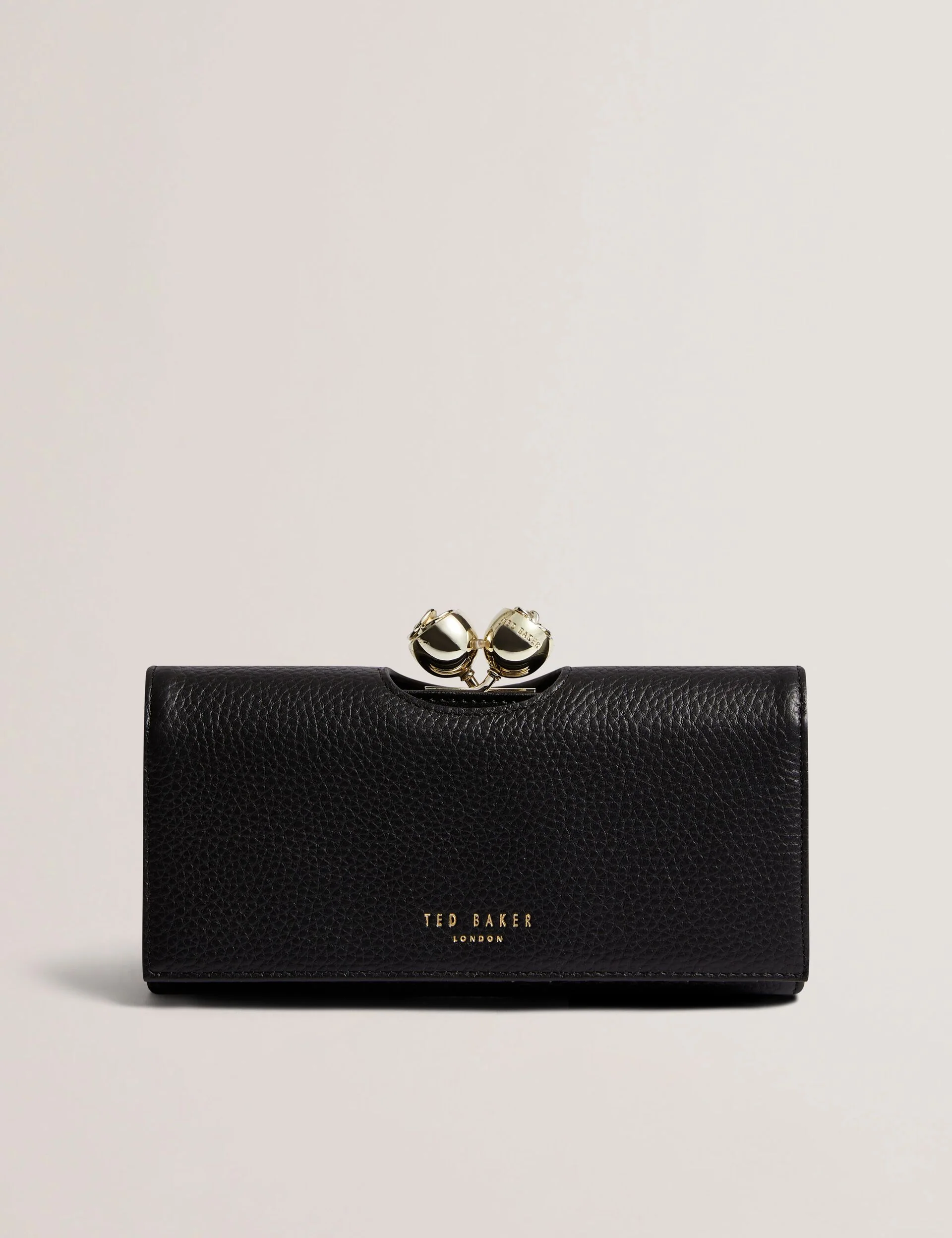 ROOSALI | BLACK