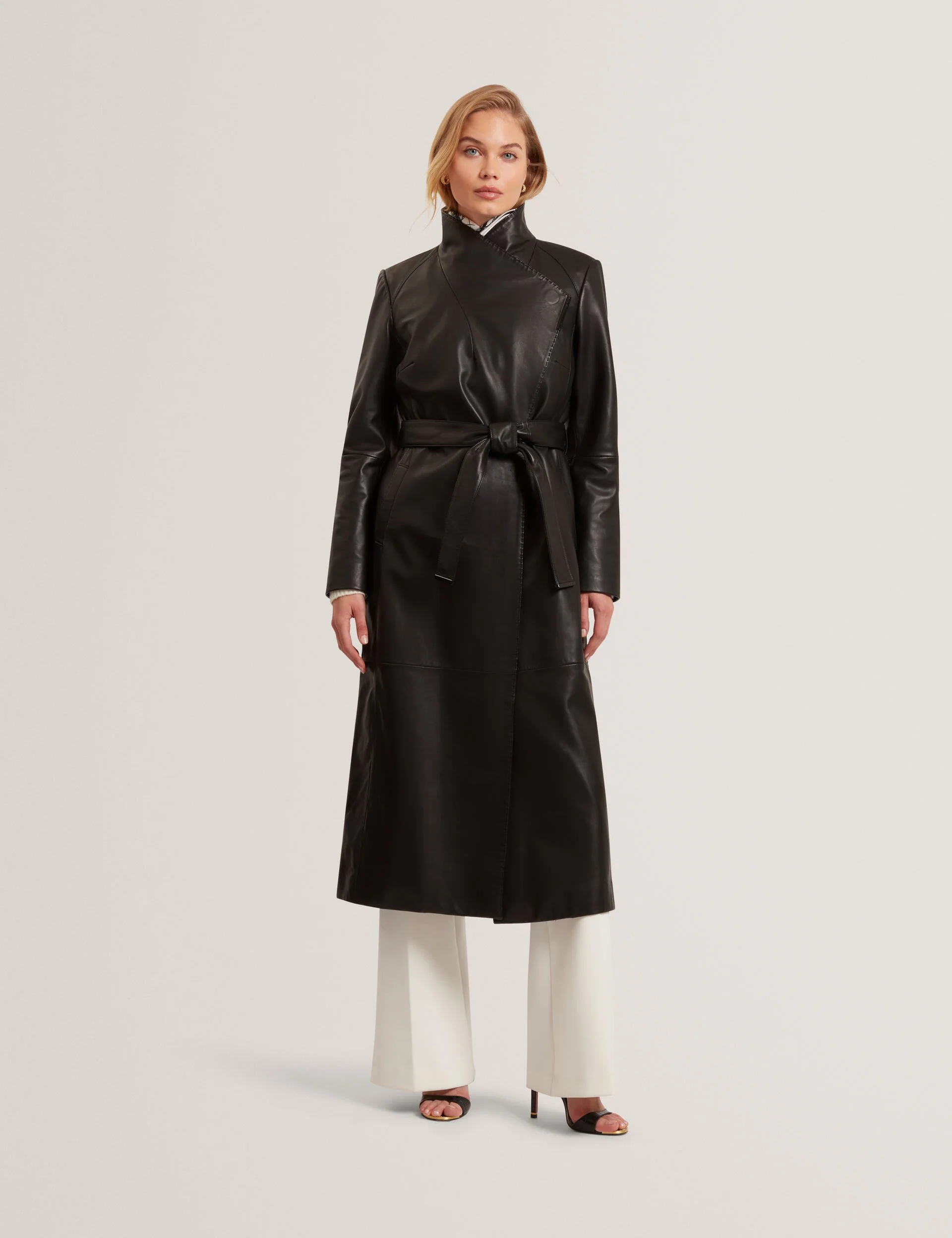ROSELLO | BLACK