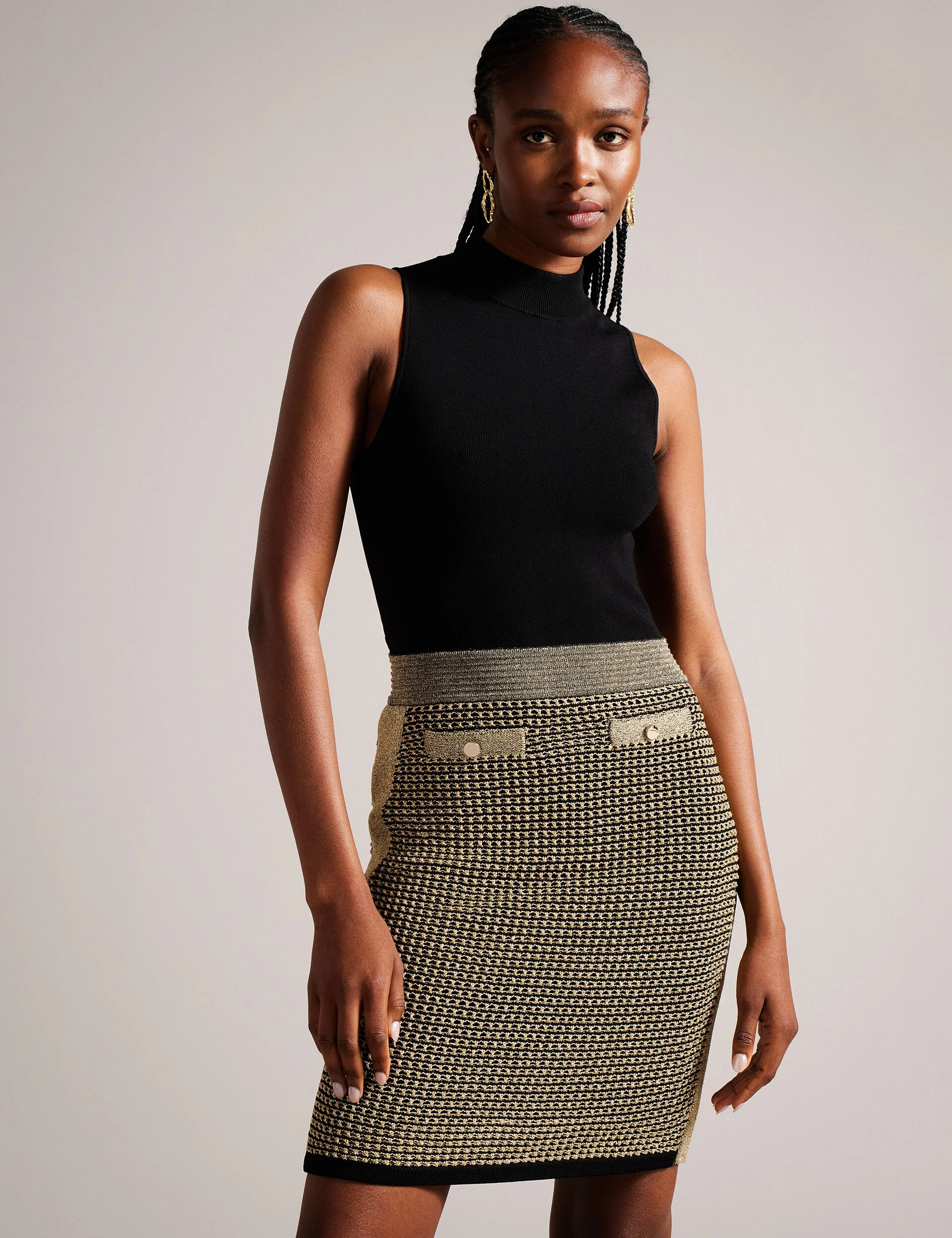 SANRIIA | BLACK