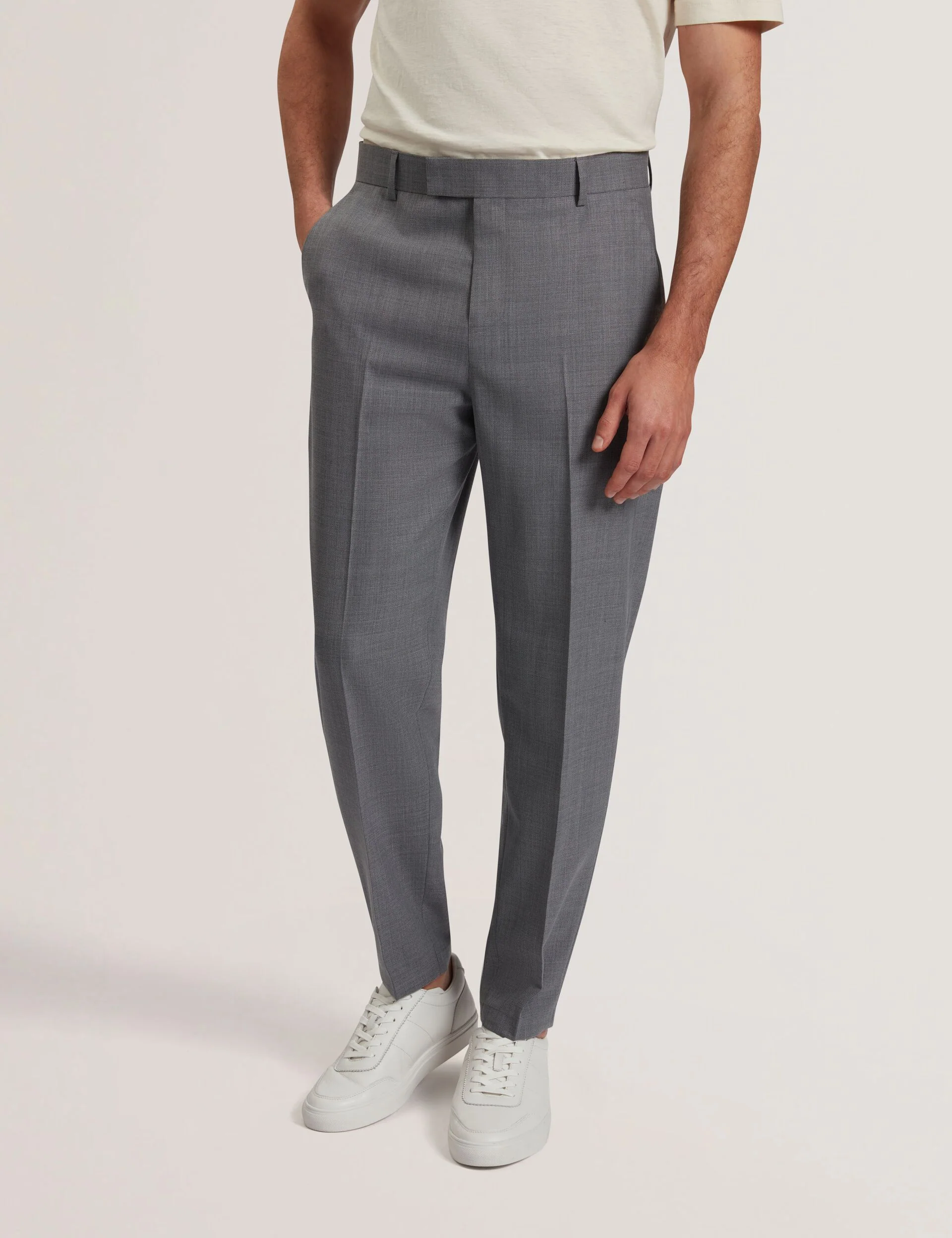 SELWYNT | MID GREY