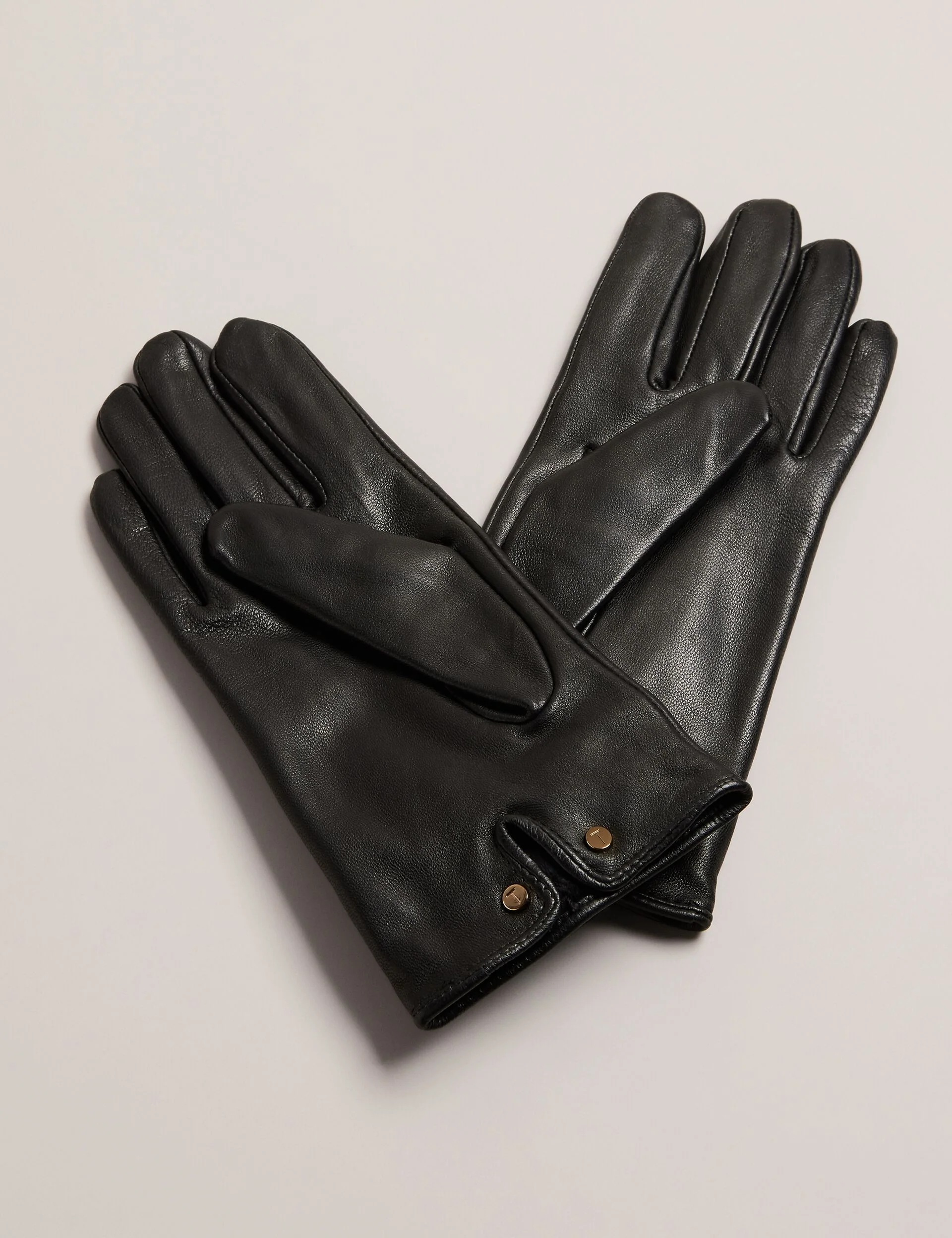 SOPHIIS | BLACK
