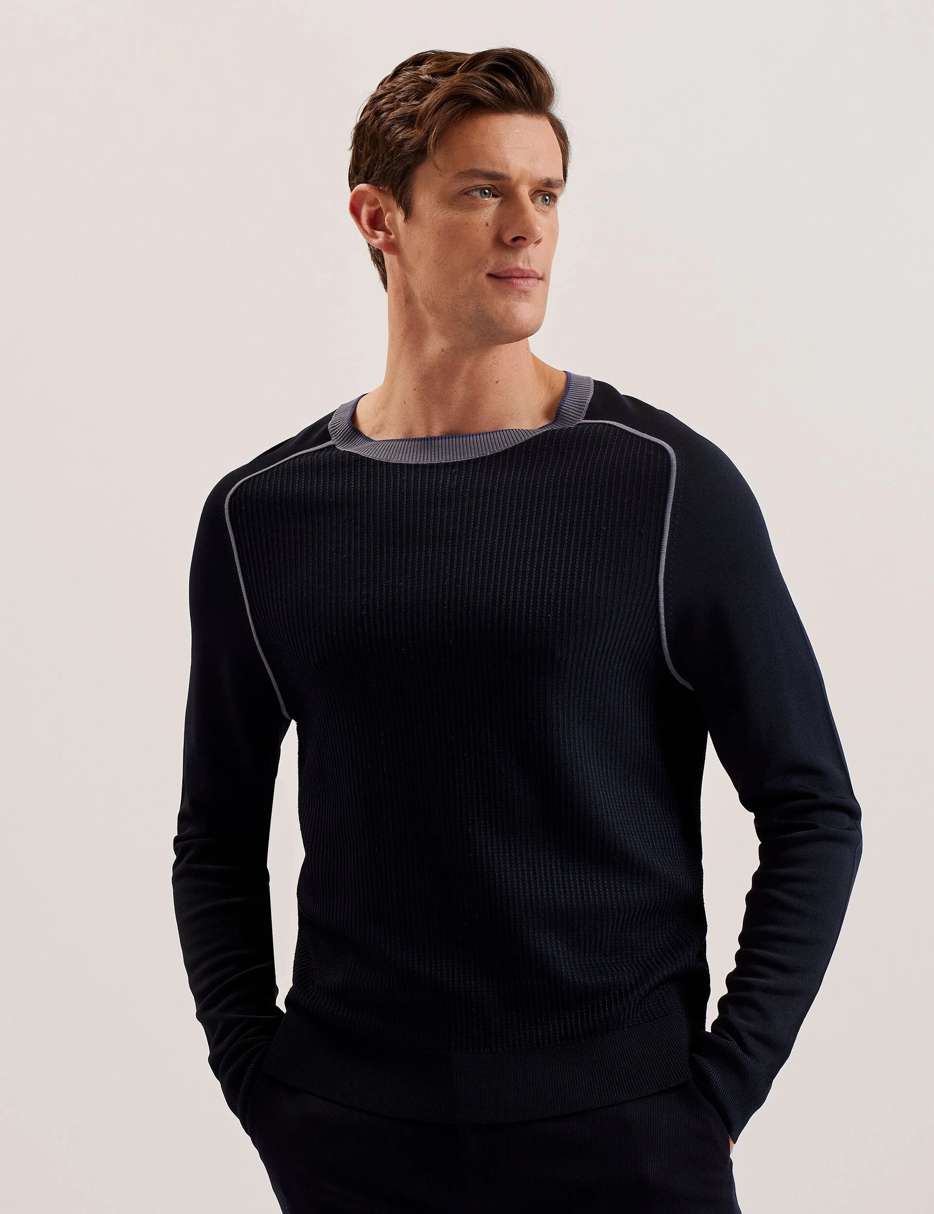 TOREZ | NAVY
