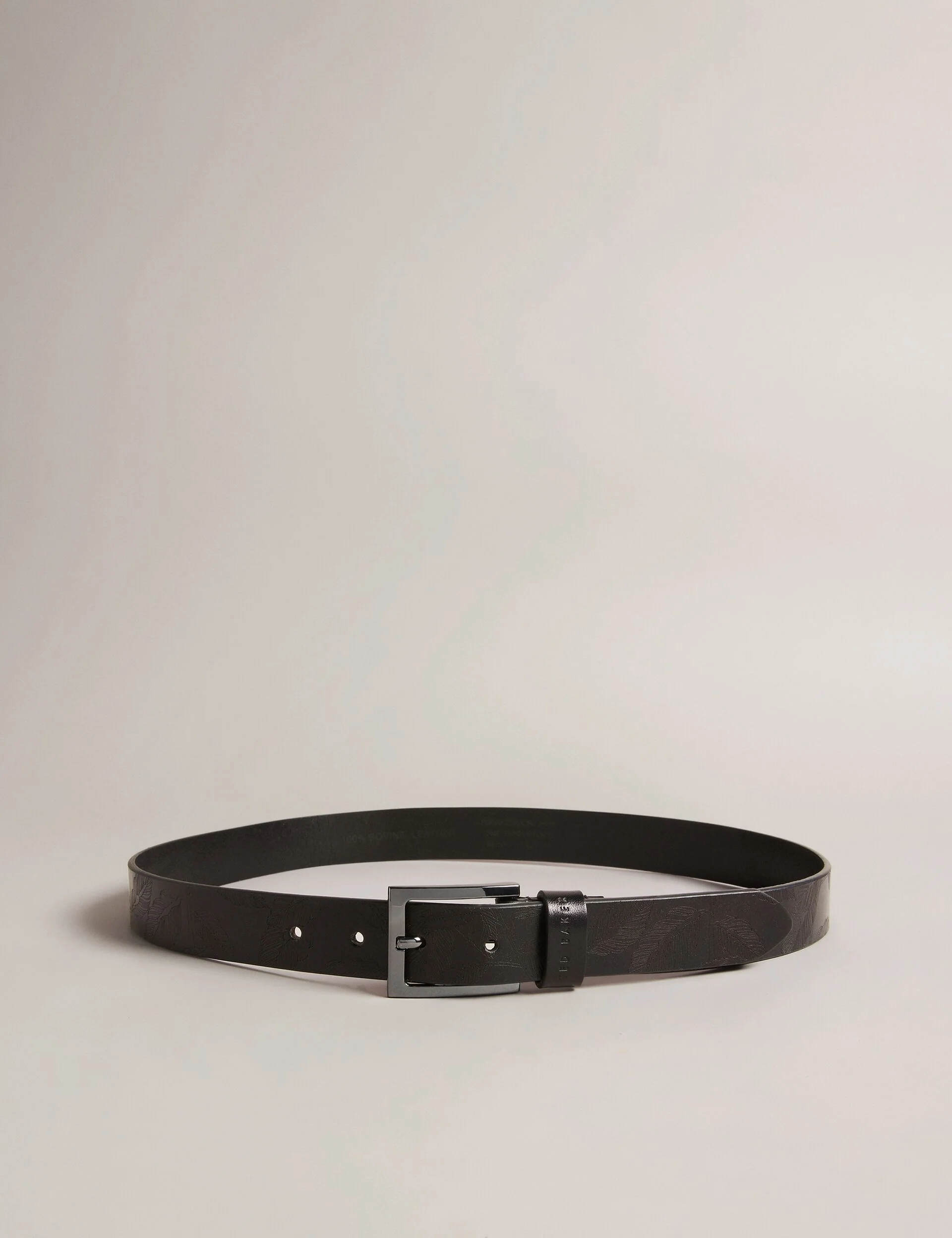 WHYATT | BLACK