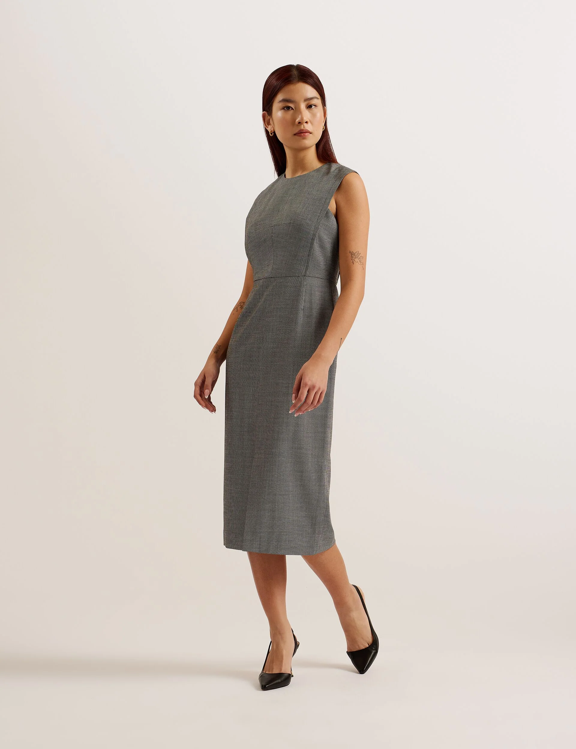 YUTAKAD | BLACK
